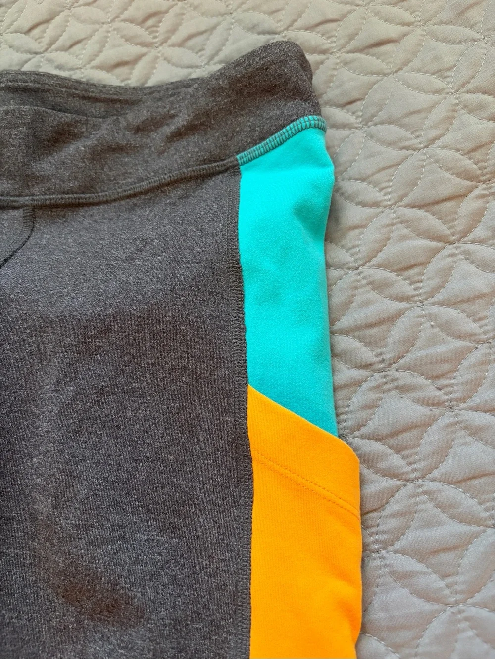 ALO Yoga Ascendent Gray Leggings with Orange & Teal Panels